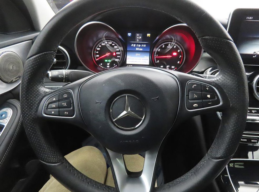 벤츠 C 클래스 C200 아방가르드 사진 8