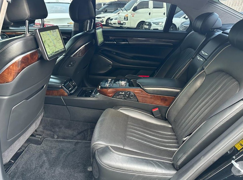 제네시스 EQ900 5.0 GDI AWD 사진 14