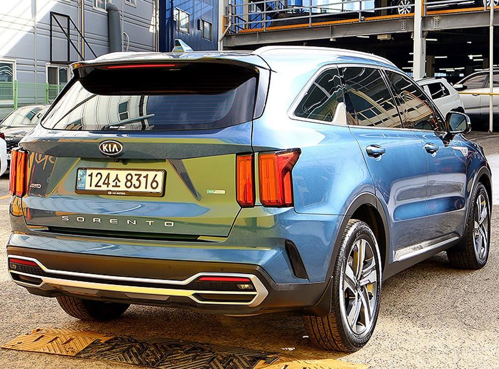 기아 쏘렌토 HEV 1.6 4WD 시그니처 사진 4