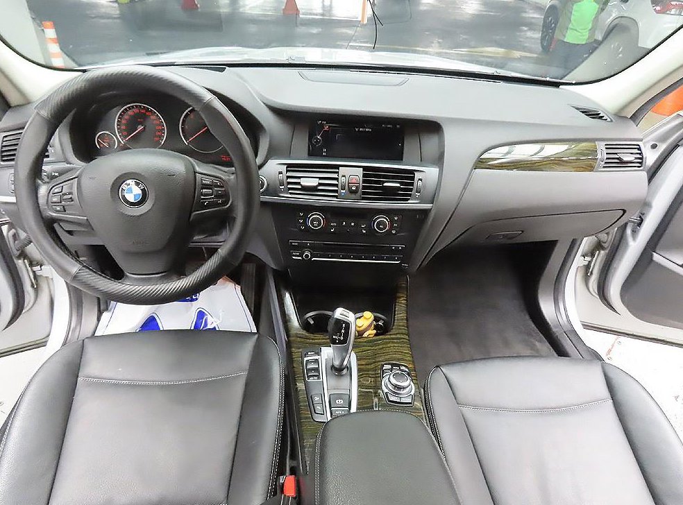 BMW X3 xDrive 30d 하이 사진 10