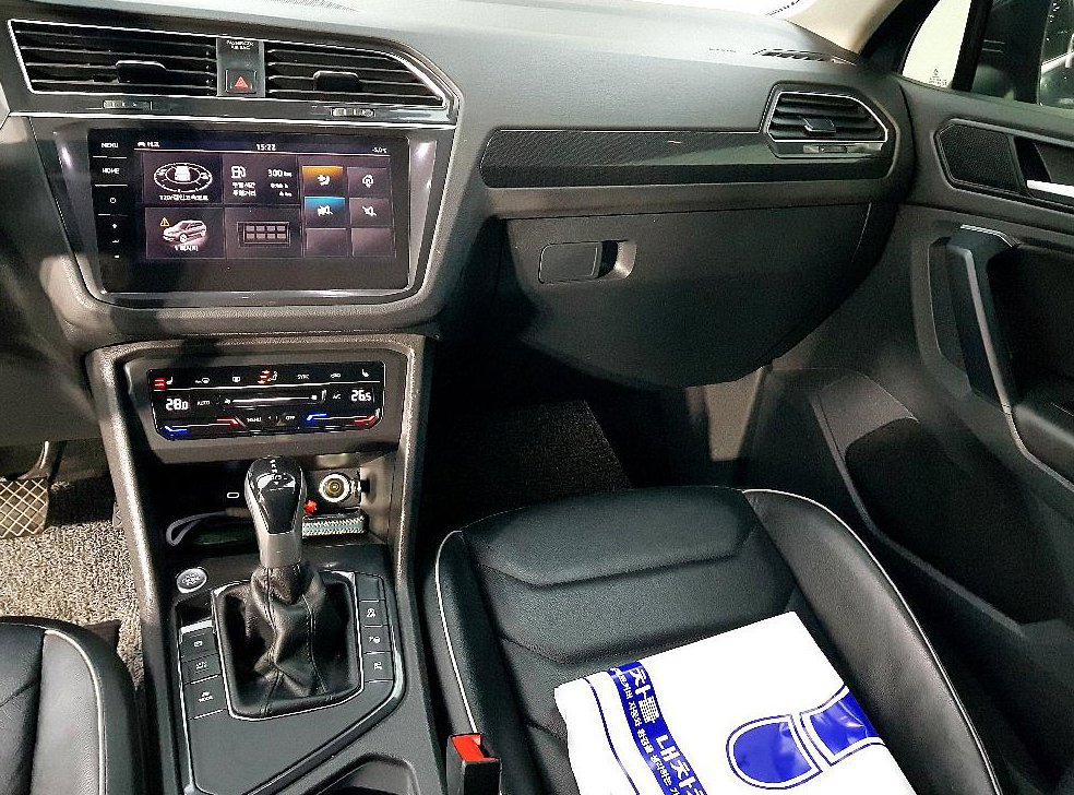 폭스바겐 티구안 2.0 TDI 프레스티지 사진 10
