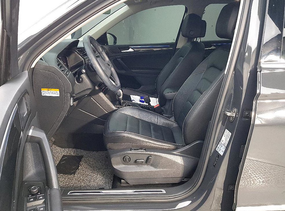 폭스바겐 티구안 2.0 TDI 프레스티지 사진 8