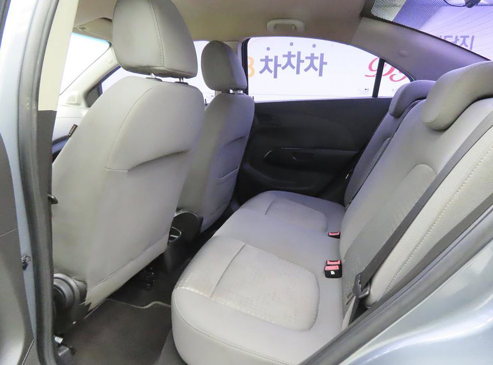 쉐보레 아베오 1.6 L 사진 6