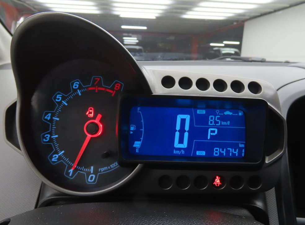쉐보레 아베오 1.6 L 사진 9