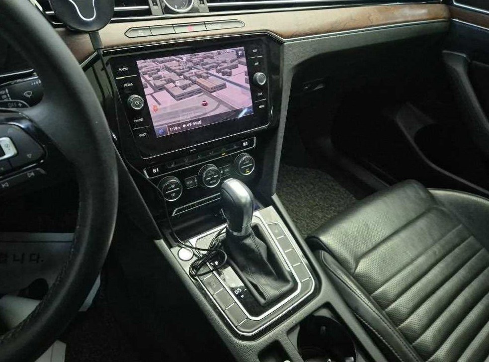 폭스바겐 파사트 2.0 TDI 4모션 프레스티지 사진 10