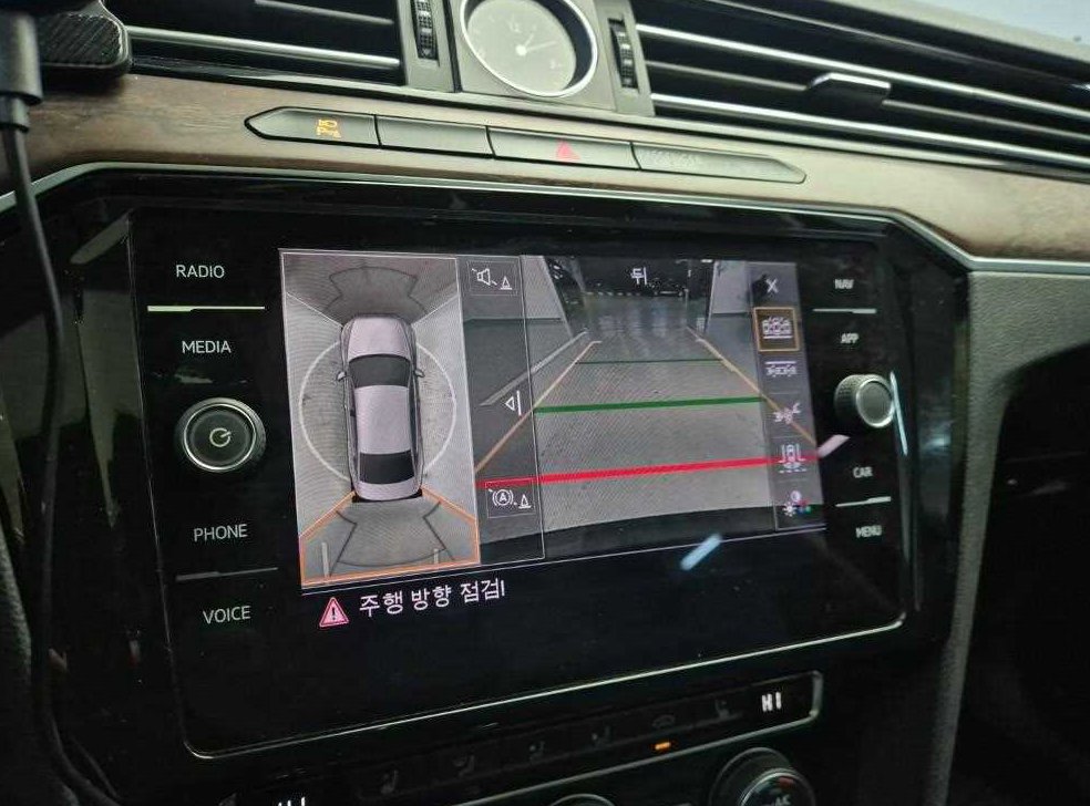 폭스바겐 파사트 2.0 TDI 4모션 프레스티지 사진 15