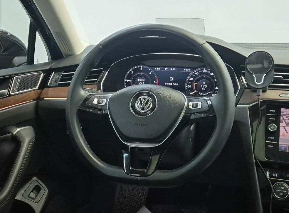 폭스바겐 파사트 2.0 TDI 4모션 프레스티지 사진 9