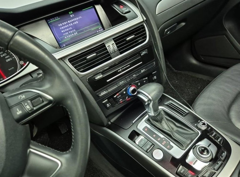 아우디 A4 2.0 TDI 콰트로 사진 10