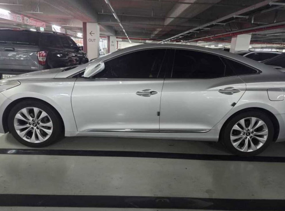 현대 그랜저 HG300 PRIME 사진 4