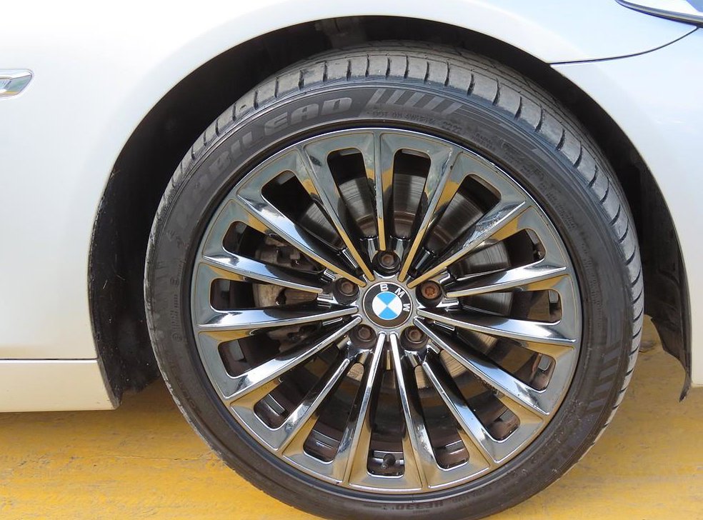 BMW 5시리즈 520d xDrive 럭셔리 사진 20