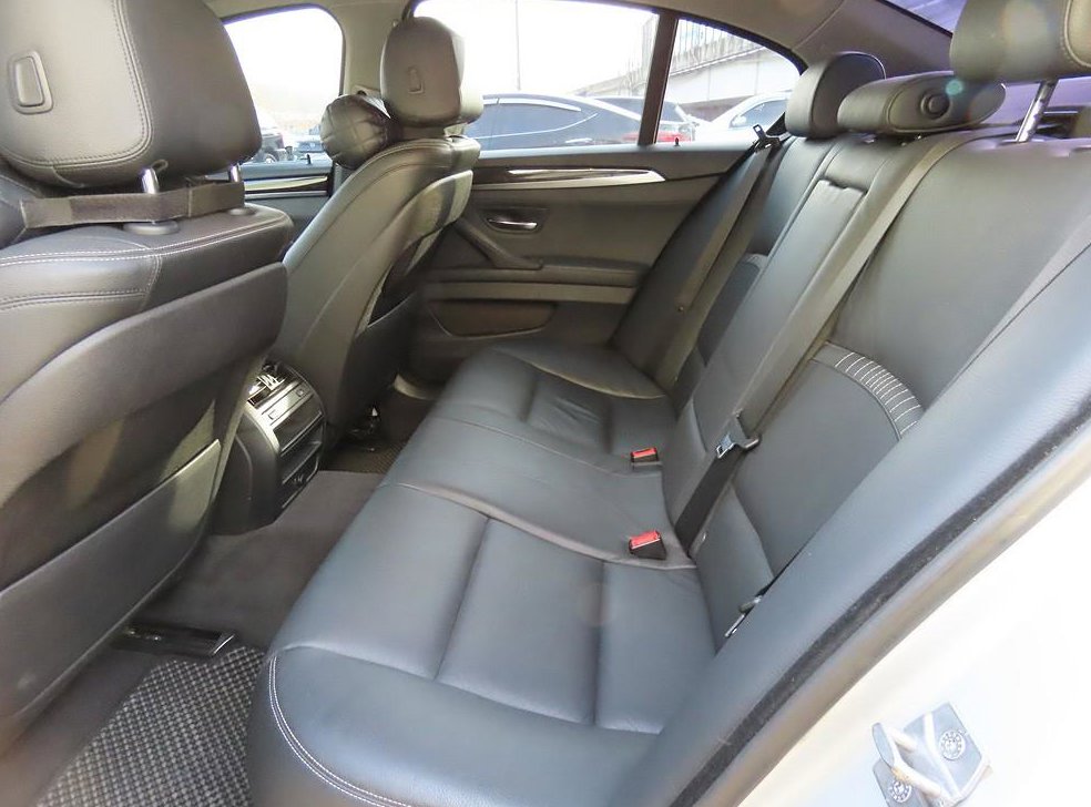 BMW 5시리즈 520d xDrive 럭셔리 사진 7