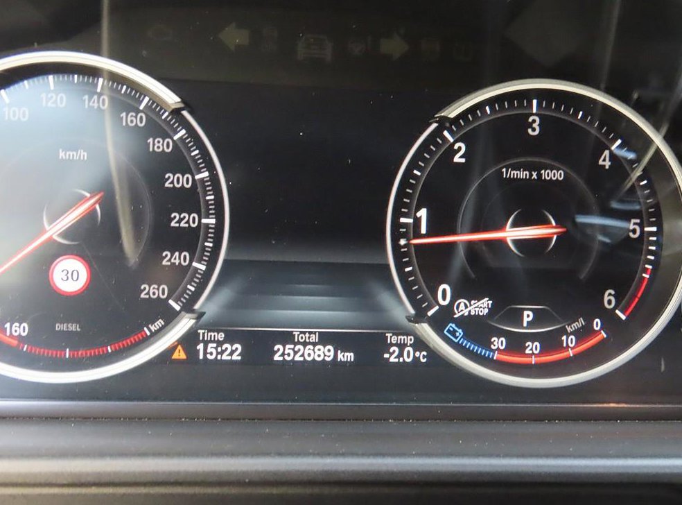 BMW 5시리즈 520d xDrive 럭셔리 사진 9
