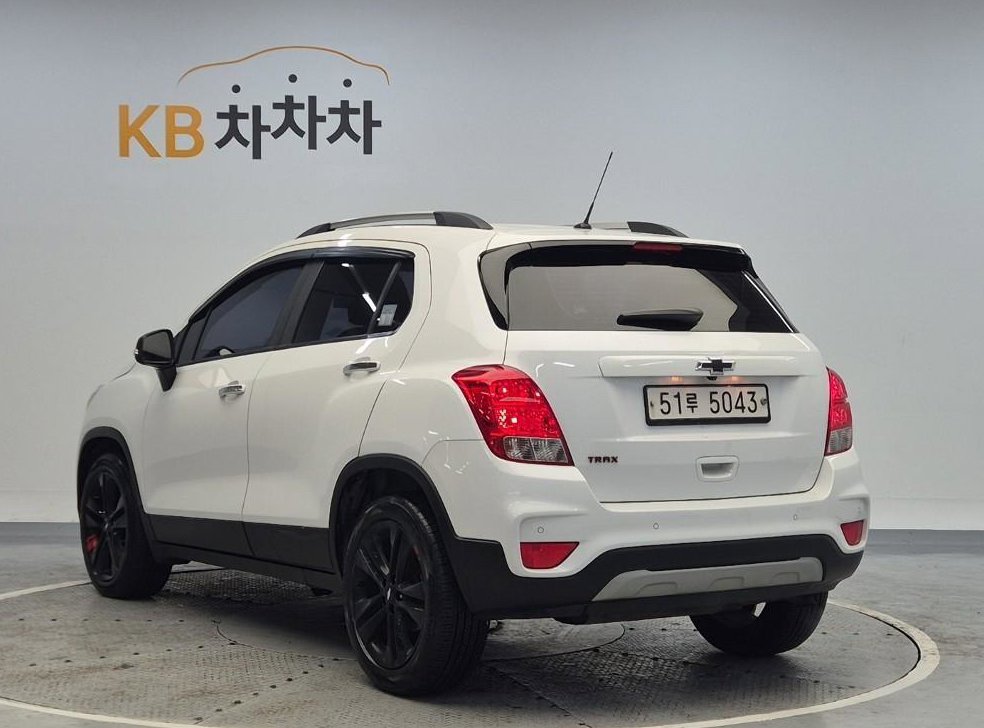 쉐보레 트랙스 가솔린 1.4 레드라인 사진 2