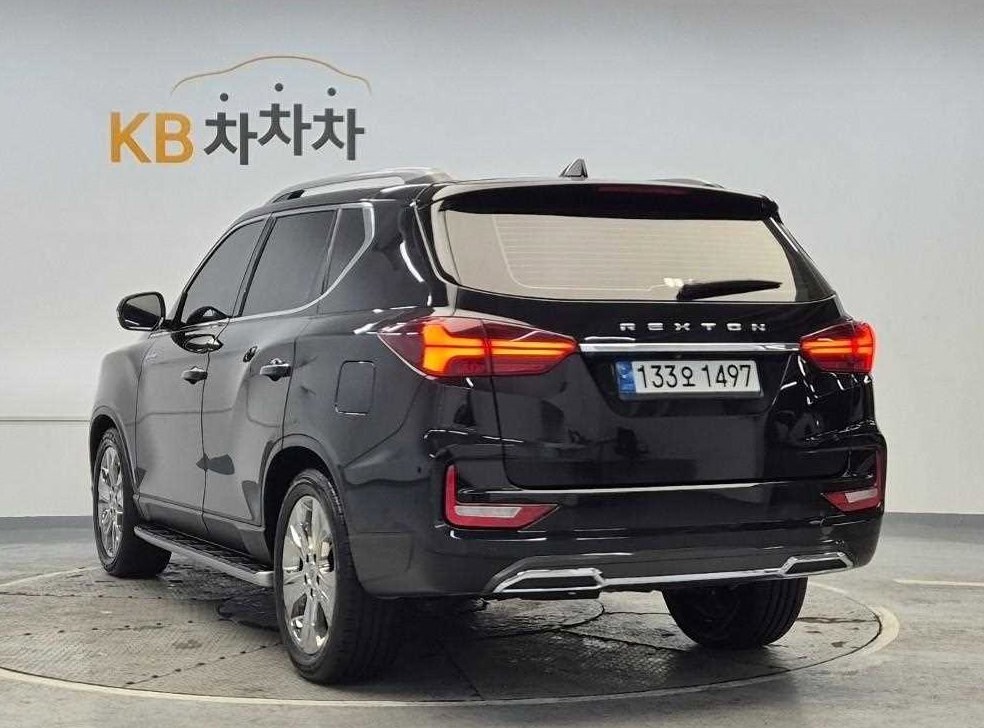 KG모빌리티(쌍용)  렉스턴 디젤 2.2 4WD 프레스티지 사진 2