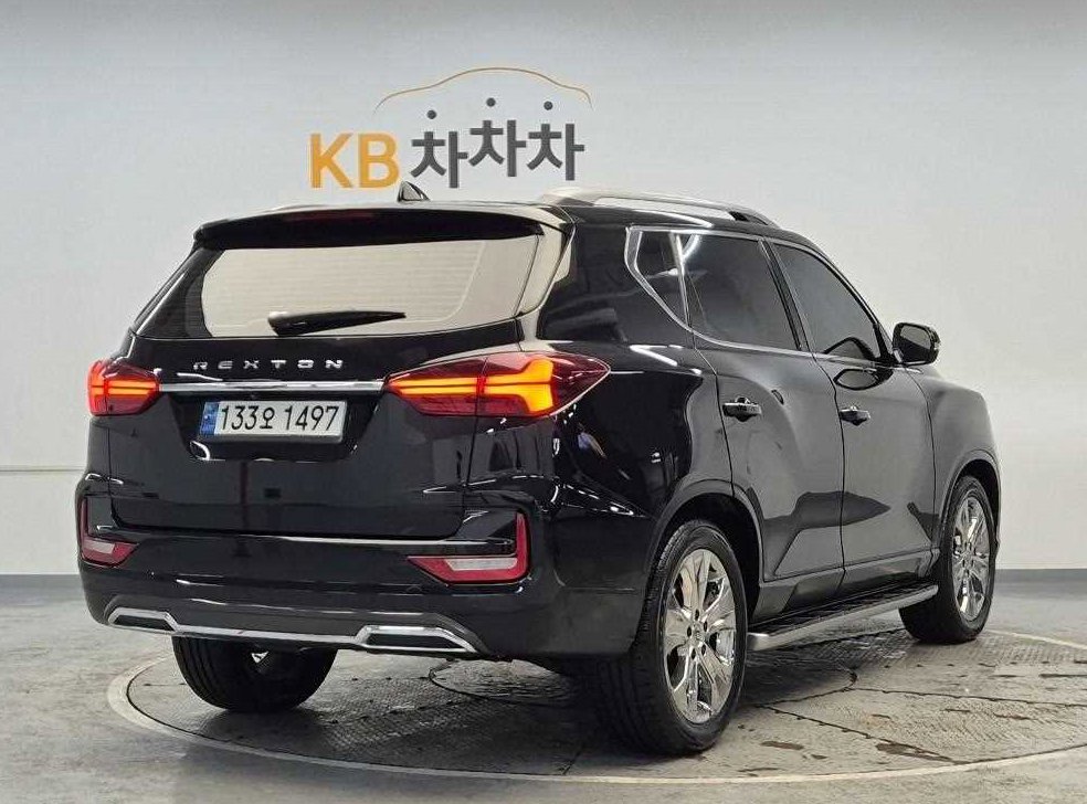KG모빌리티(쌍용)  렉스턴 디젤 2.2 4WD 프레스티지 사진 3