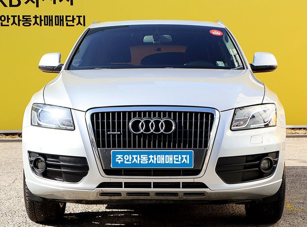 아우디 Q5 2.0 TDI 콰트로