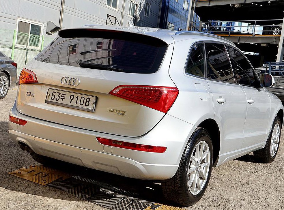 아우디 Q5 2.0 TDI 콰트로 사진 4
