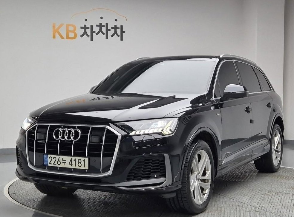 아우디 Q7 45 TDI 콰트로 프리미엄