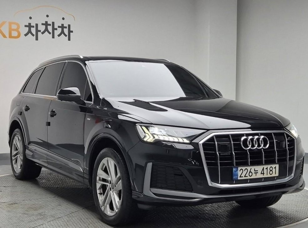아우디 Q7 45 TDI 콰트로 프리미엄 사진 4