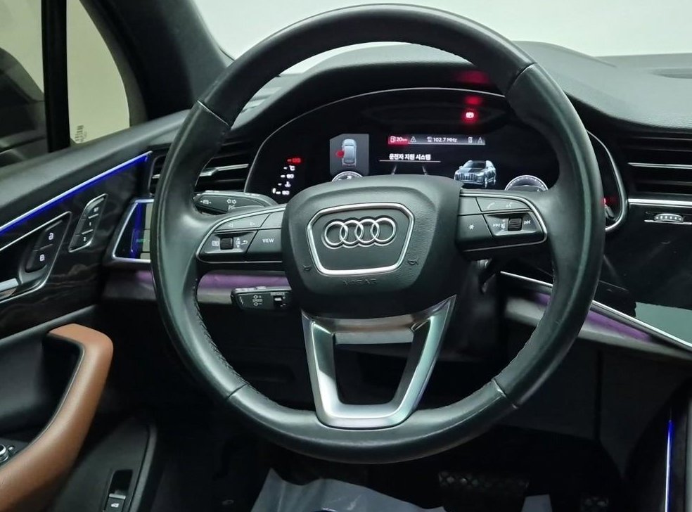 아우디 Q7 45 TDI 콰트로 프리미엄 사진 9