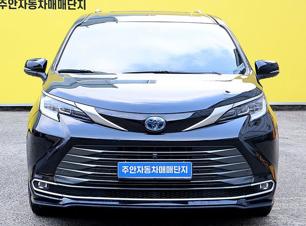토요타 시에나 2.5 AWD 하이브리드