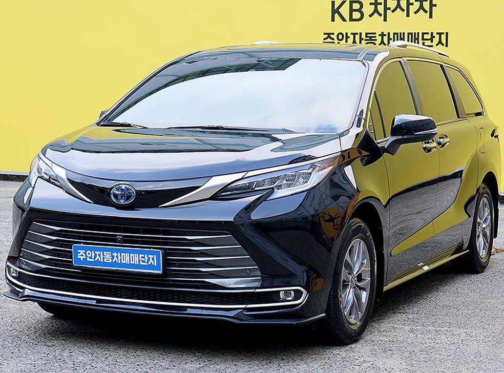 토요타 시에나 2.5 AWD 하이브리드 사진 2