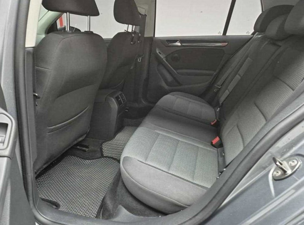 폭스바겐 골프 1.6 TDI 블루모션 사진 12