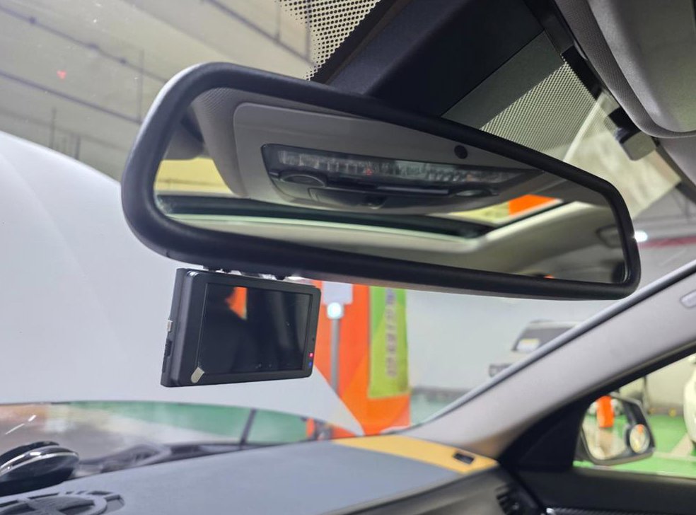 BMW 5시리즈 528i 사진 10