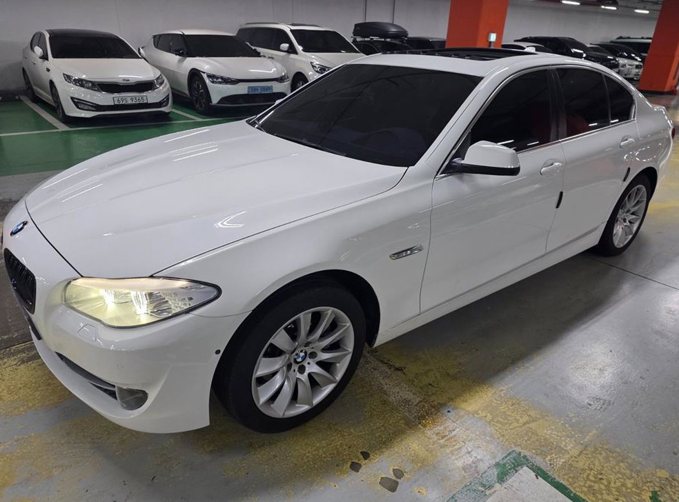 BMW 5시리즈 528i 사진 2