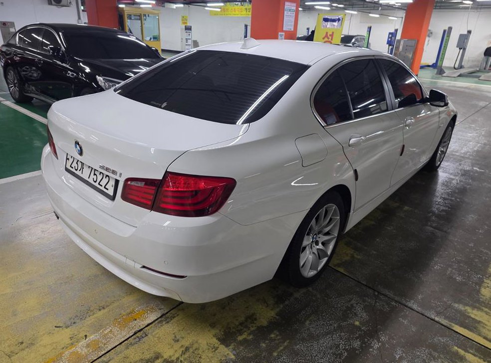 BMW 5시리즈 528i 사진 4
