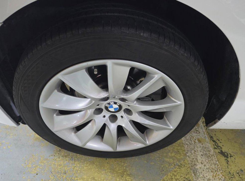 BMW 5시리즈 528i 사진 6