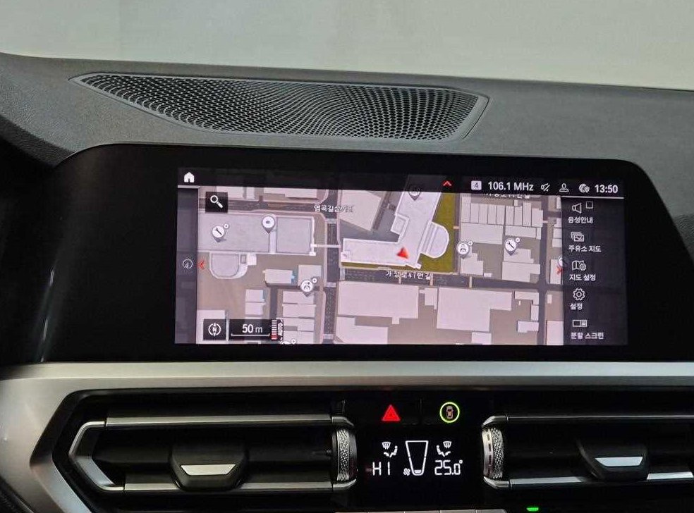 BMW 3시리즈 320d M 스포츠 사진 14