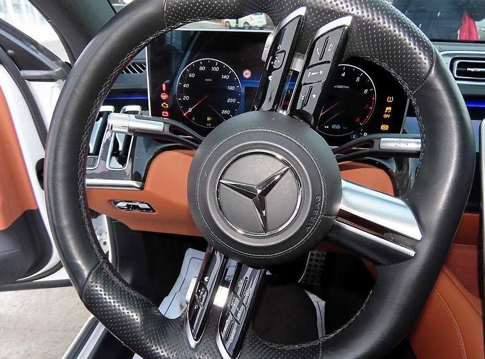 벤츠 S 클래스 S500L 4MATIC 사진 8