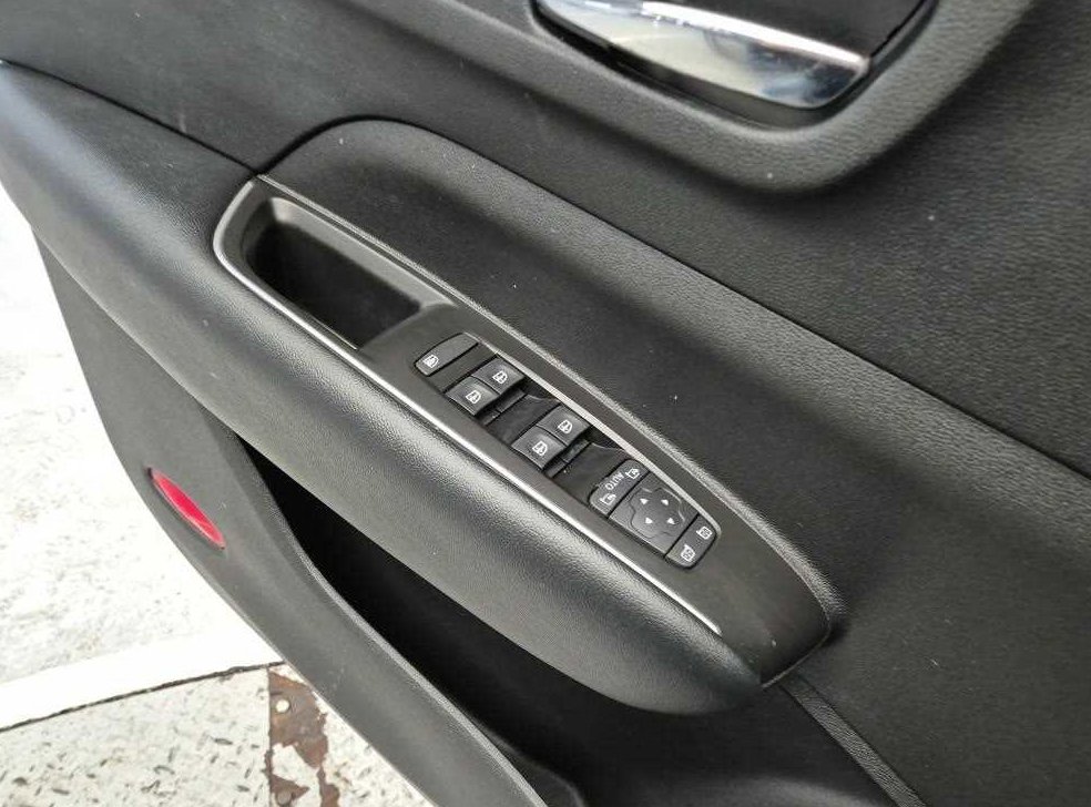 르노코리아(삼성) QM6 2.0 LPe RE 2WD 사진 17