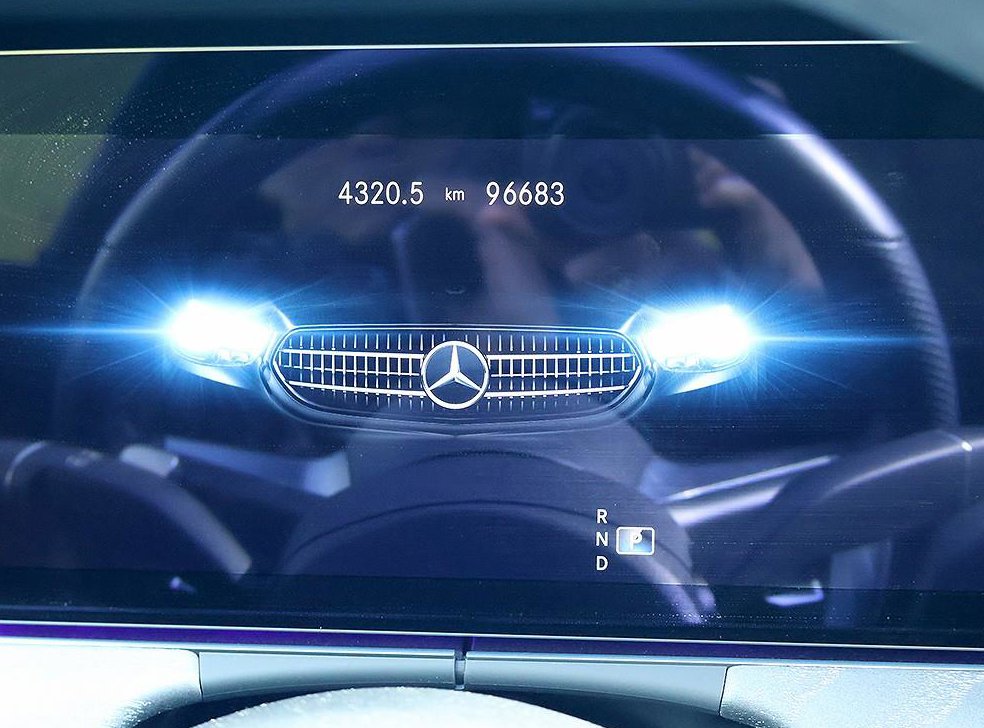 벤츠 E 클래스 E350 4MATIC AMG LINE 사진 6