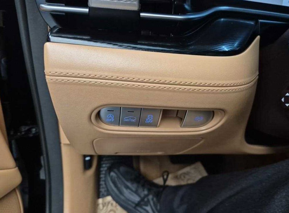 제네시스 G90 3.5T GDI AWD 사진 18