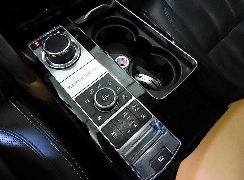 랜드로버 레인지로버 3.0 TDV6 VOGUE SE 디젤 사진 12