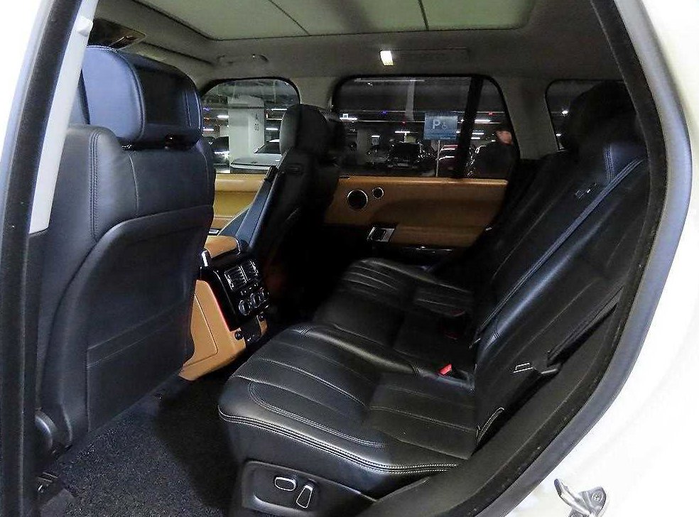 랜드로버 레인지로버 3.0 TDV6 VOGUE SE 디젤 사진 7