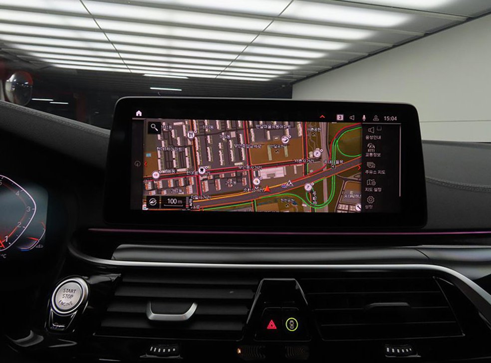 BMW 5시리즈 530i M 스포츠 사진 15