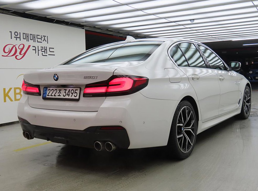 BMW 5시리즈 530i M 스포츠 사진 4