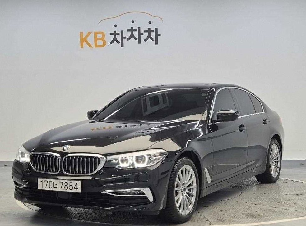BMW 5시리즈 520i 럭셔리