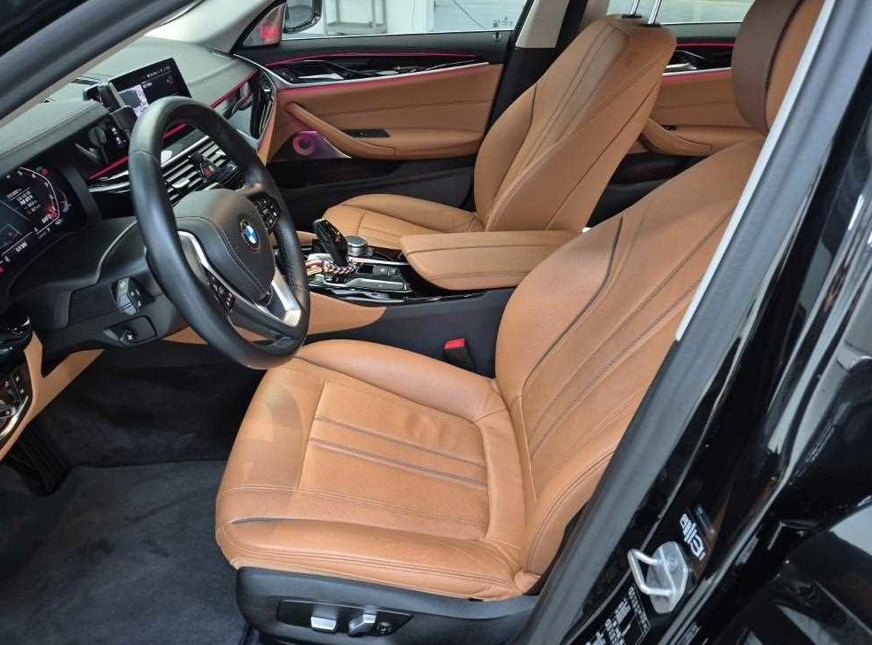 BMW 5시리즈 520i 럭셔리 사진 11