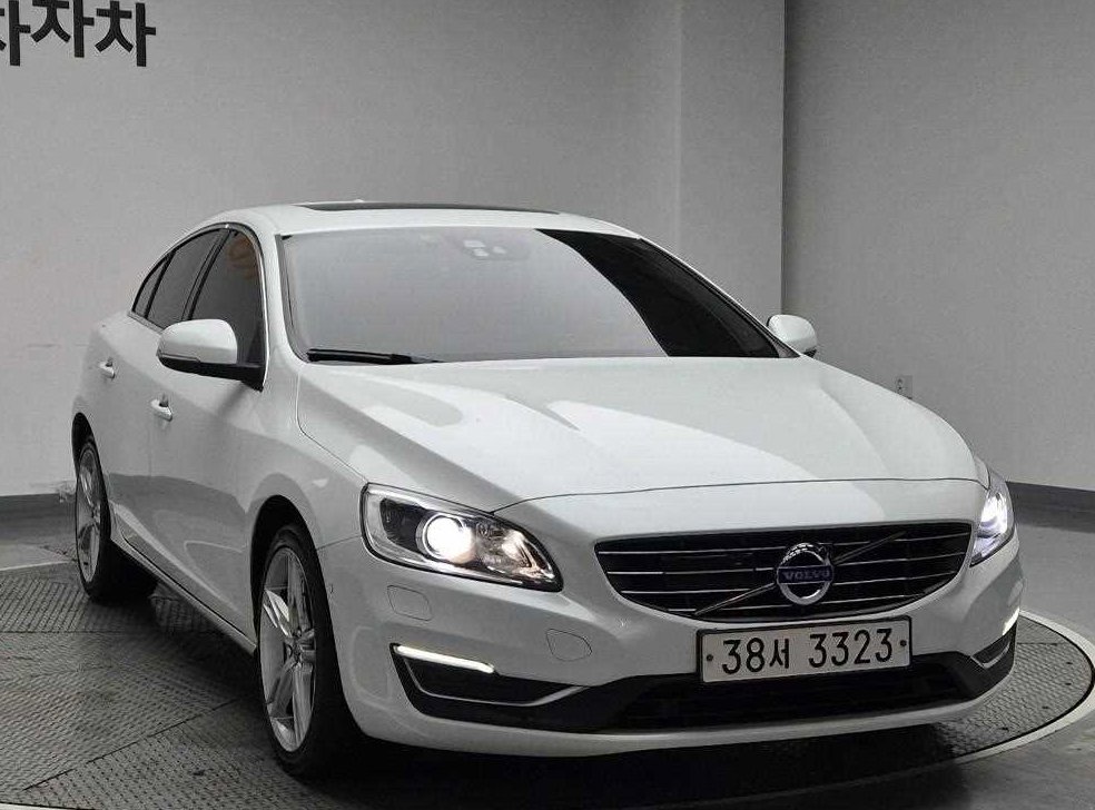 볼보 S60 D4 사진 4