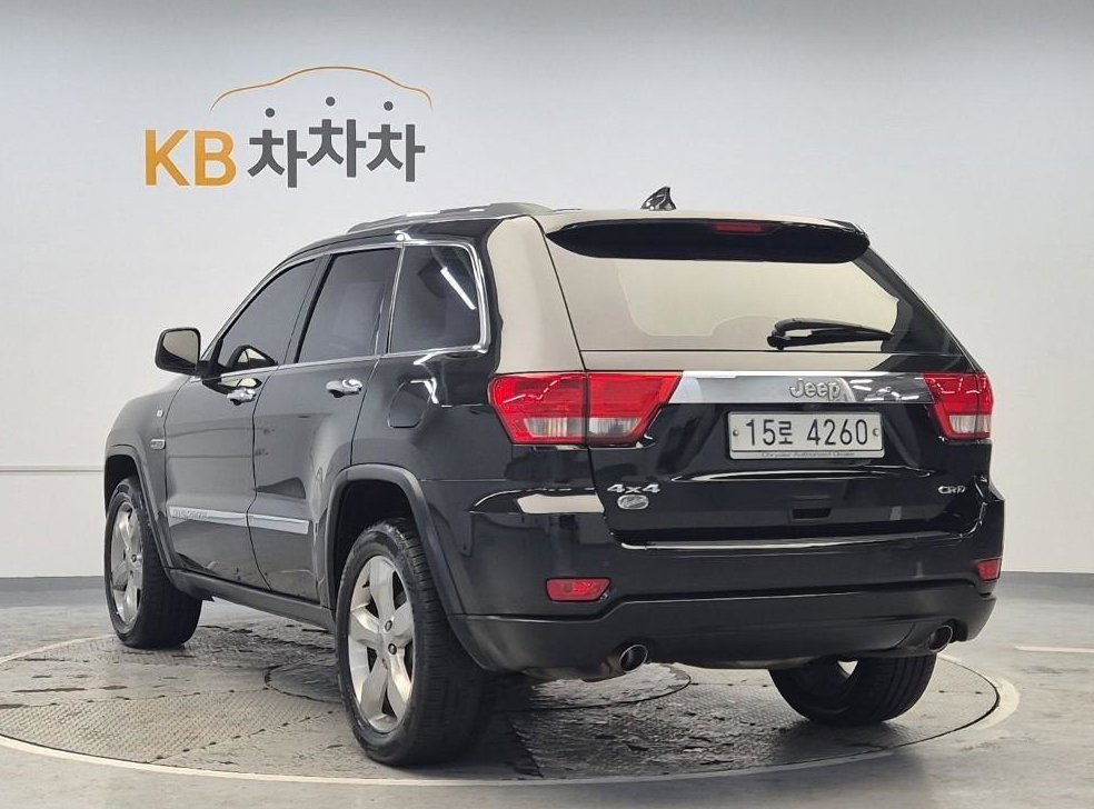 지프 체로키 3.0 디젤 오버랜드 사진 4