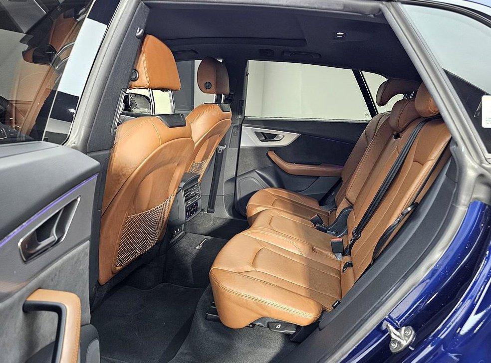 아우디 Q8 45 TDI 콰트로 프리미엄 사진 9