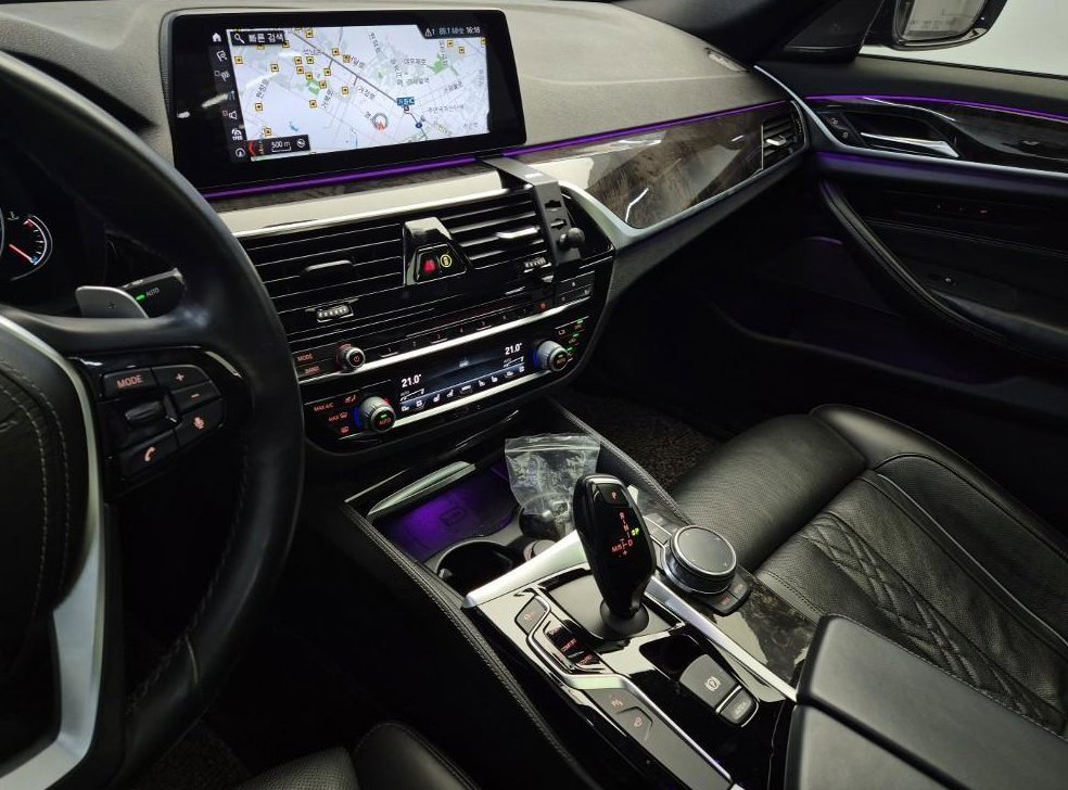 BMW 5시리즈 530d M 스포츠 사진 10