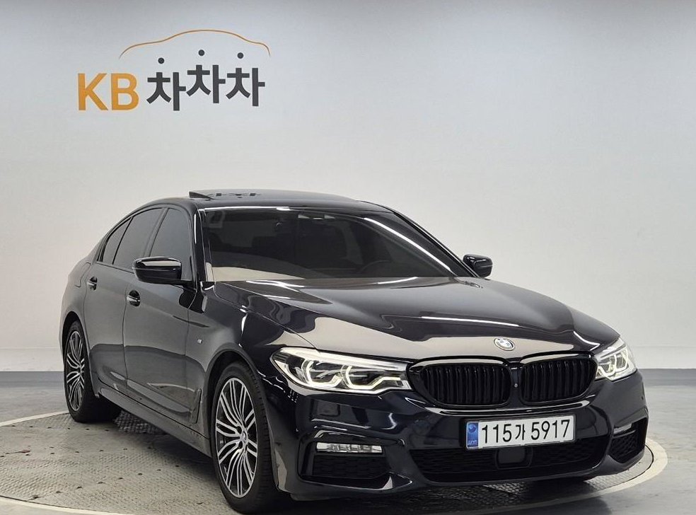 BMW 5시리즈 530d M 스포츠 사진 4