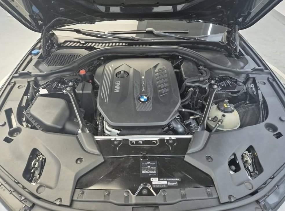 BMW 5시리즈 530d M 스포츠 사진 5