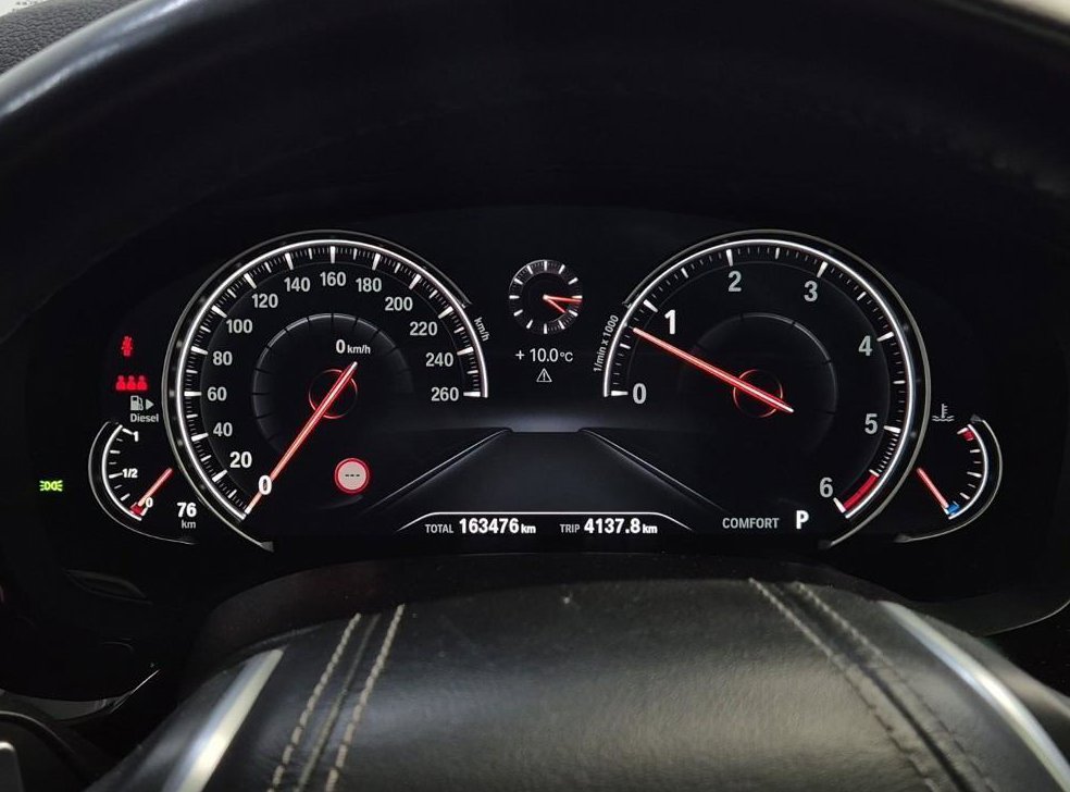 BMW 5시리즈 530d M 스포츠 사진 6