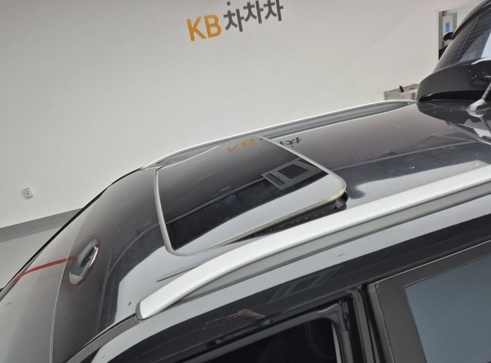 KG모빌리티(쌍용)  티볼리 디젤 2WD 1.6 VX 사진 13